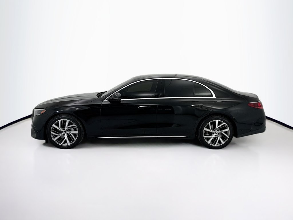 Used 2024 Mercedes-Benz E 350 4MATIC Sedan image 8
