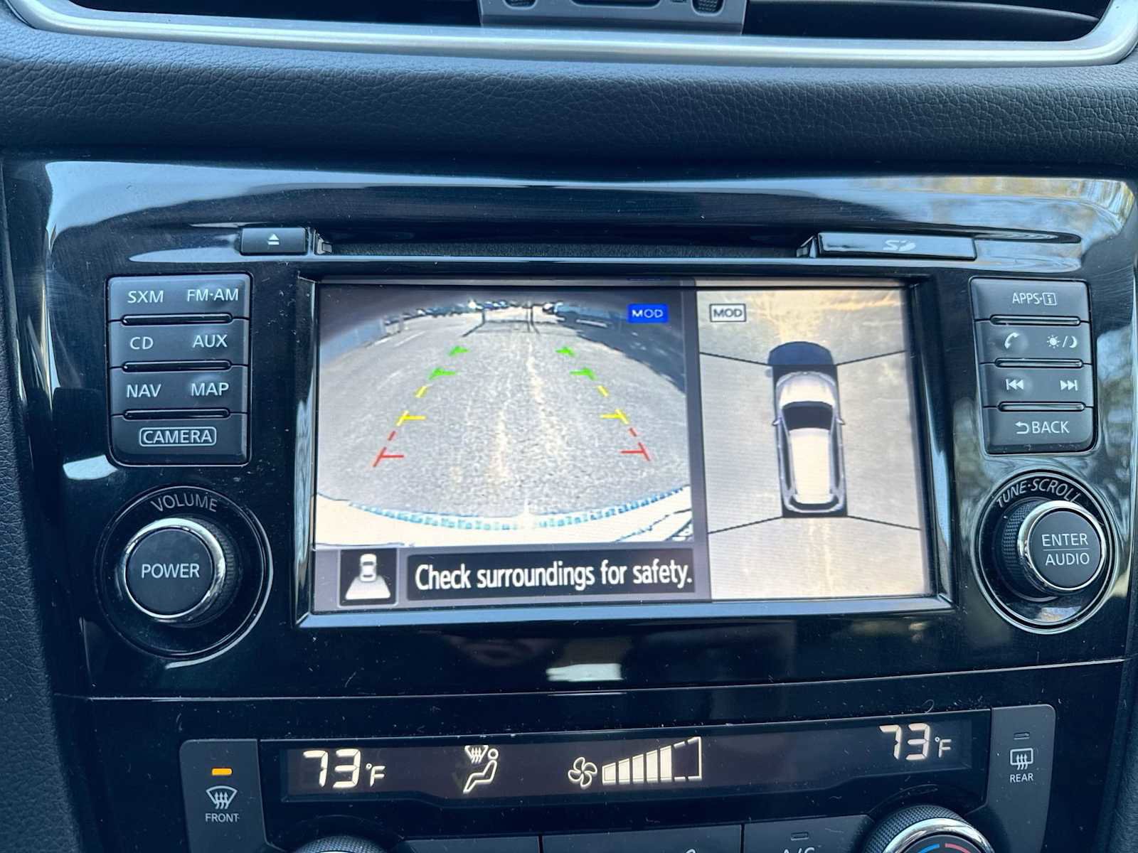 Used 2016 Nissan Rogue SL w/ SL Premium Package image 29