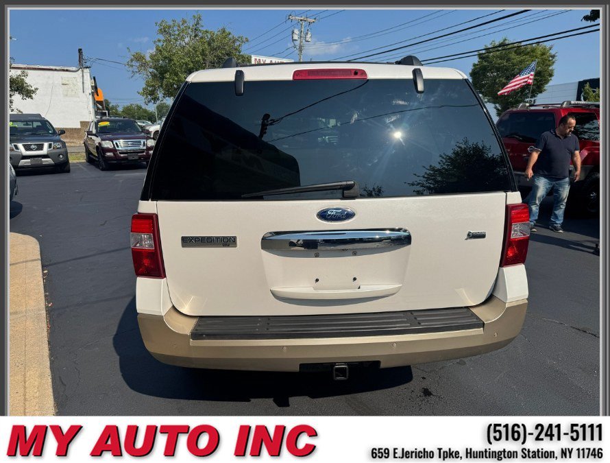 Used 2011 Ford Expedition XLT w/ 202A Rapid Spec Order Code AWD/4WD image 5