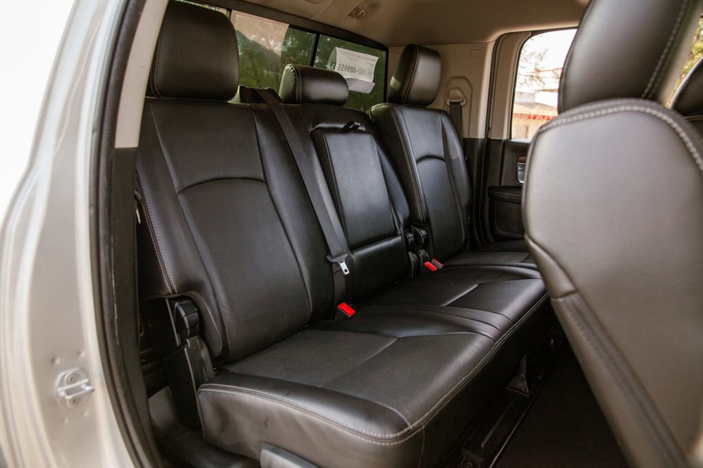 Used 2017 RAM 2500 Laramie w/ Convenience Group image 12