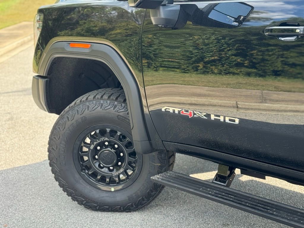 New 2026 GMC Sierra 2500 AT4X w/ AT4X AEV Edition image 8