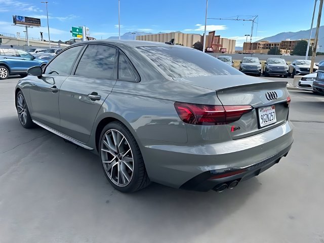 Used 2023 Audi S4 Premium Plus w/ Premium Plus Package AWD/4WD image 5