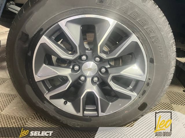 Used 2024 Chevrolet Silverado 1500 LT AWD/4WD image 23