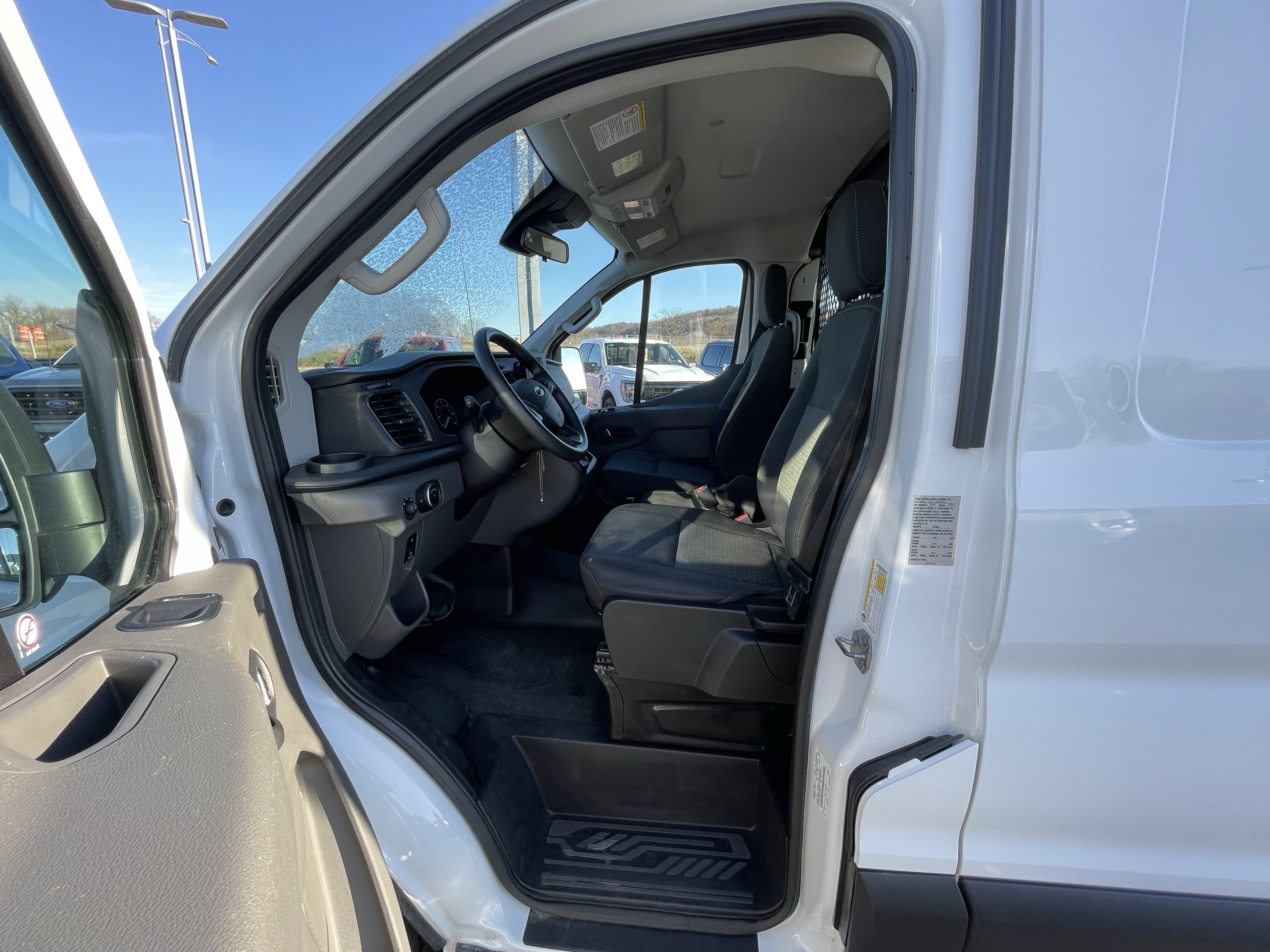 Used 2024 Ford Transit 250 Low Roof w/ Exterior Upgrade Package image 15