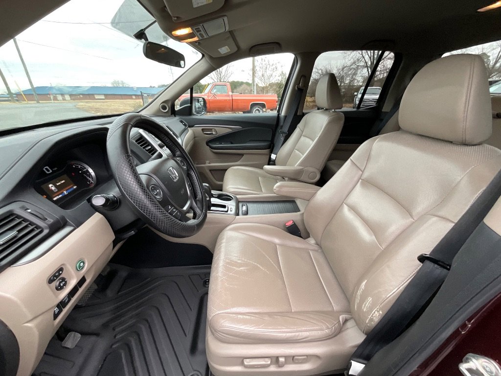 Used 2017 Honda Ridgeline RTL image 12