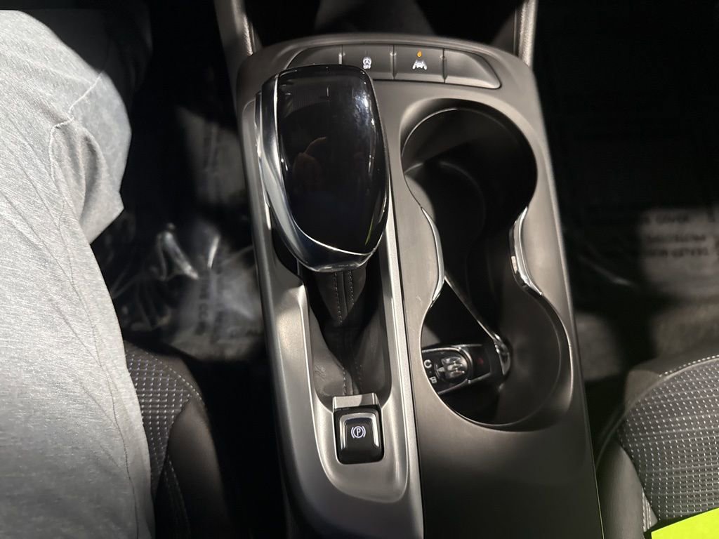 Certified 2025 Buick Envista Preferred image 14