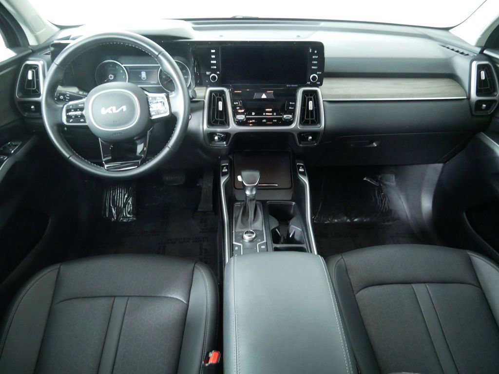 Certified 2023 Kia Sorento S image 18
