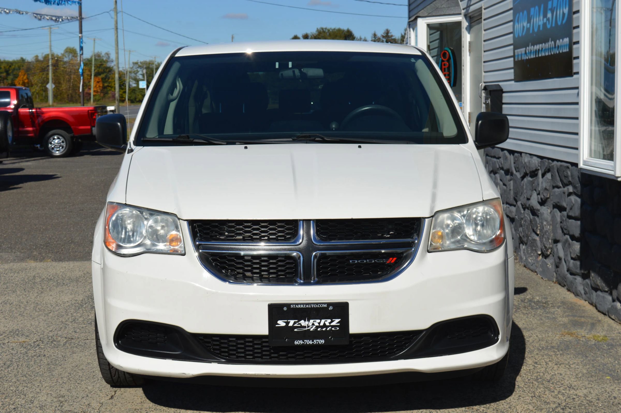 Used 2013 Dodge Grand Caravan SE image 8