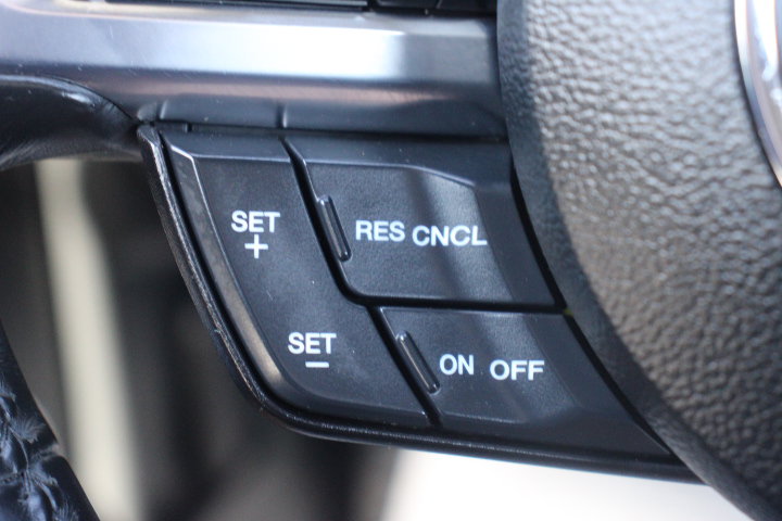 Used 2022 Ford Mustang Premium RWD image 23