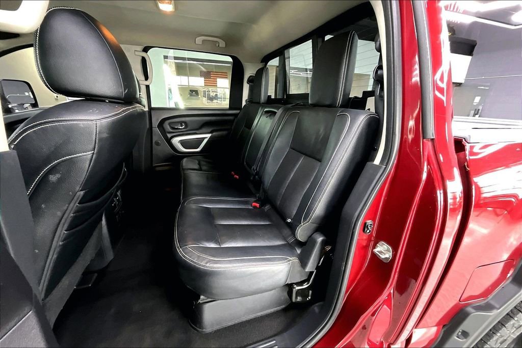 Used 2018 Nissan Titan PRO-4X w/ Pro-4x Convenience Package image 23