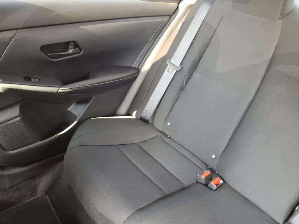Used 2024 Nissan Sentra S image 16