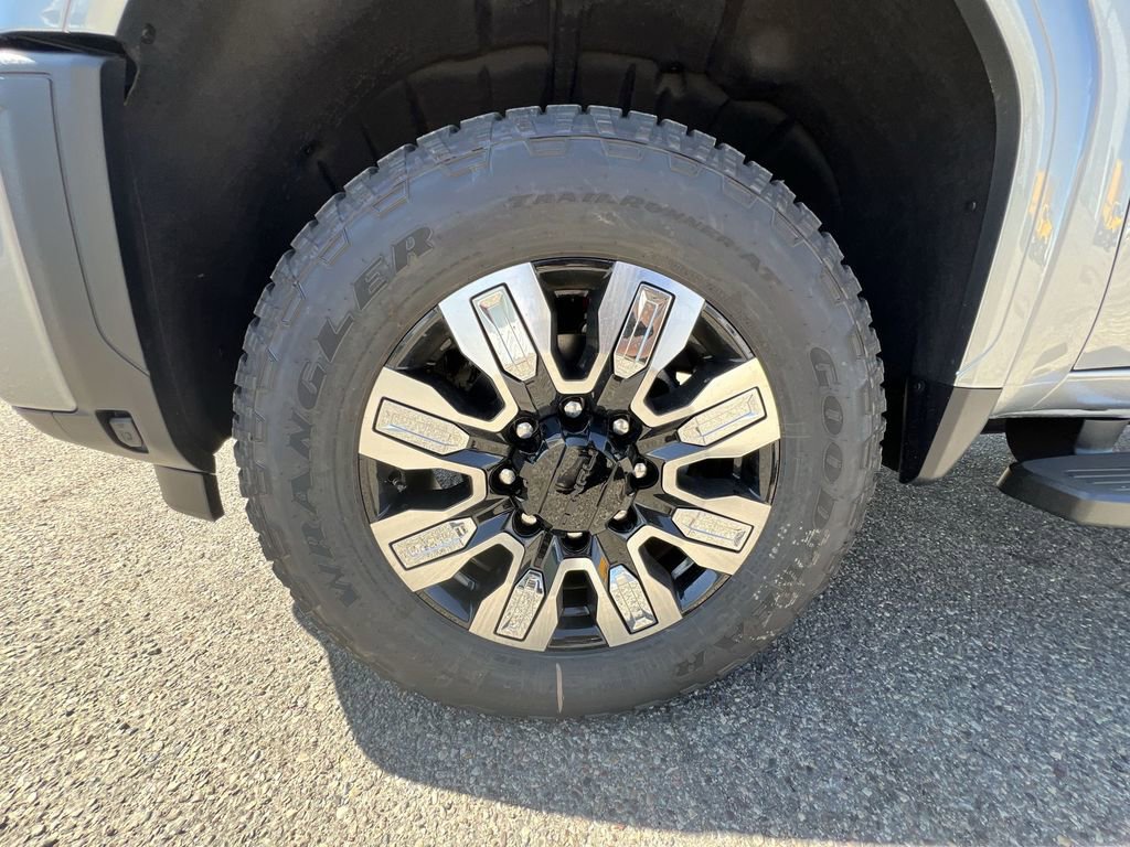 New 2026 GMC Sierra 3500 Denali w/ Denali Reserve Package image 34