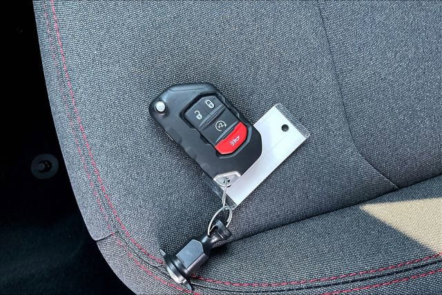 New 2025 Jeep Wrangler Unlimited Rubicon w/ Steel Bumper Group image 23