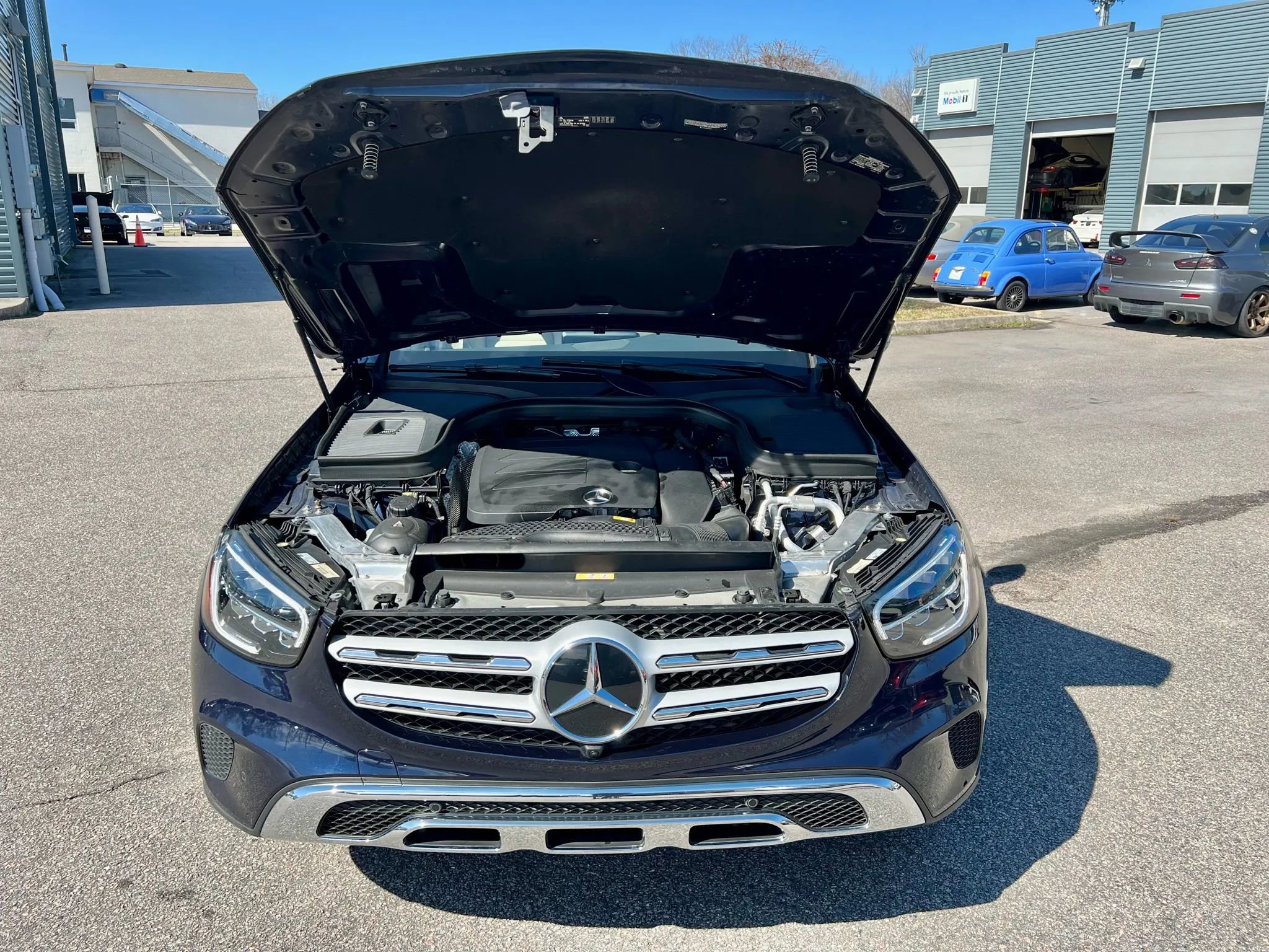 Used 2022 Mercedes-Benz GLC 300 4MATIC w/ Multimedia Package Lite image 9