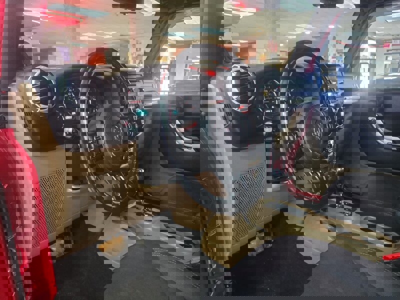 Used 2014 Jeep Wrangler Unlimited Sahara w/ Connectivity Group image 8