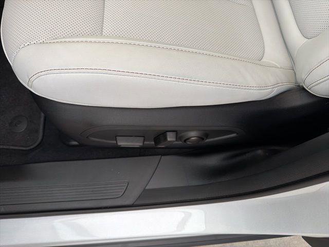 New 2026 Jeep Cherokee Limited image 10