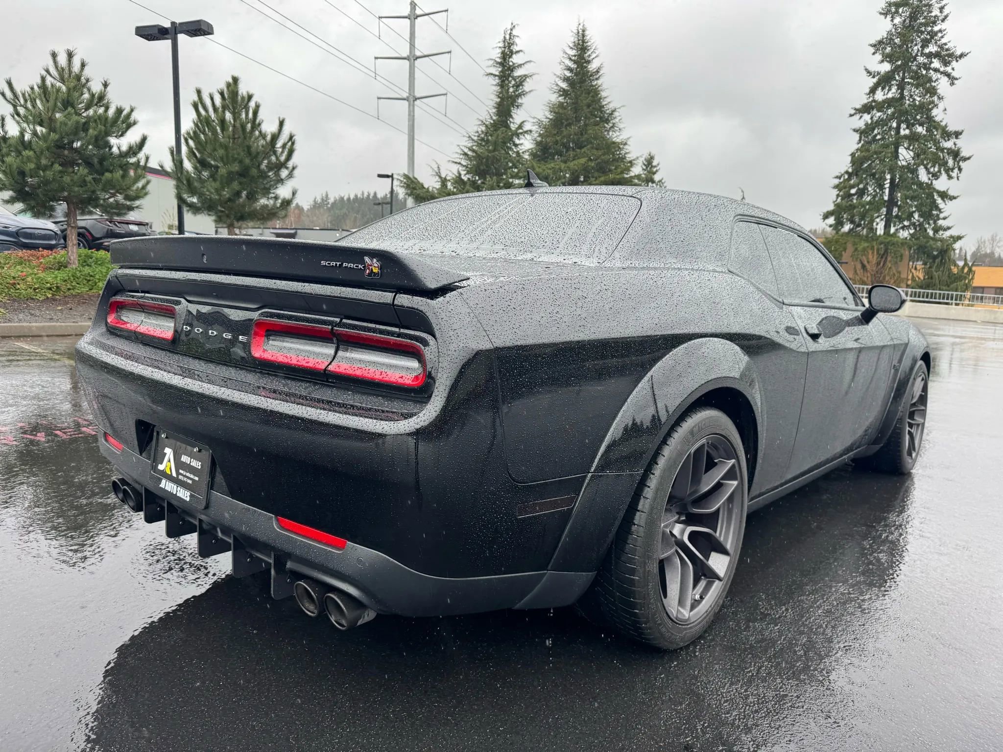 Used 2022 Dodge Challenger R/T Scat Pack RWD image 10
