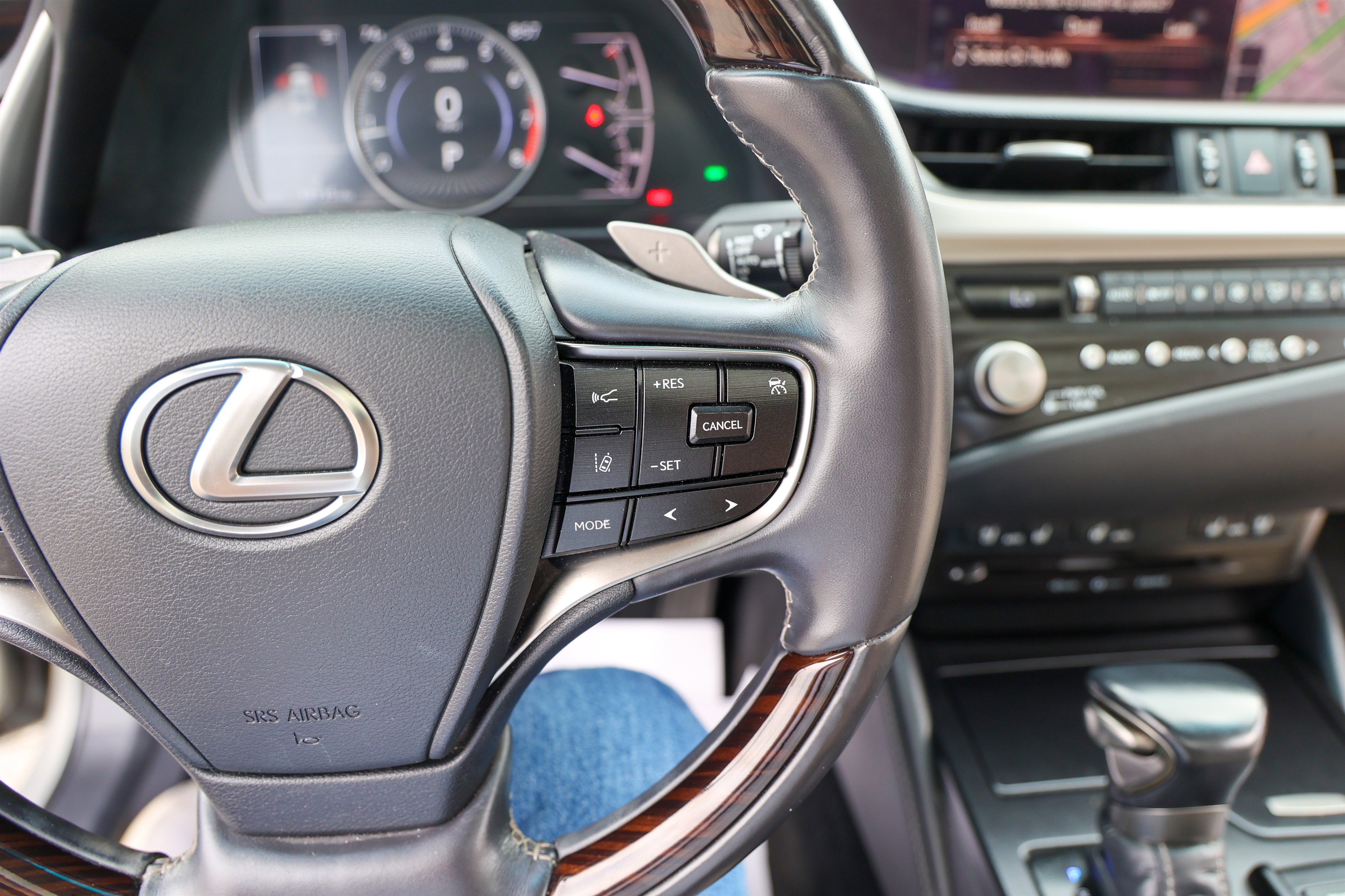 Used 2021 Lexus ES 350 w/ Premium Package image 18