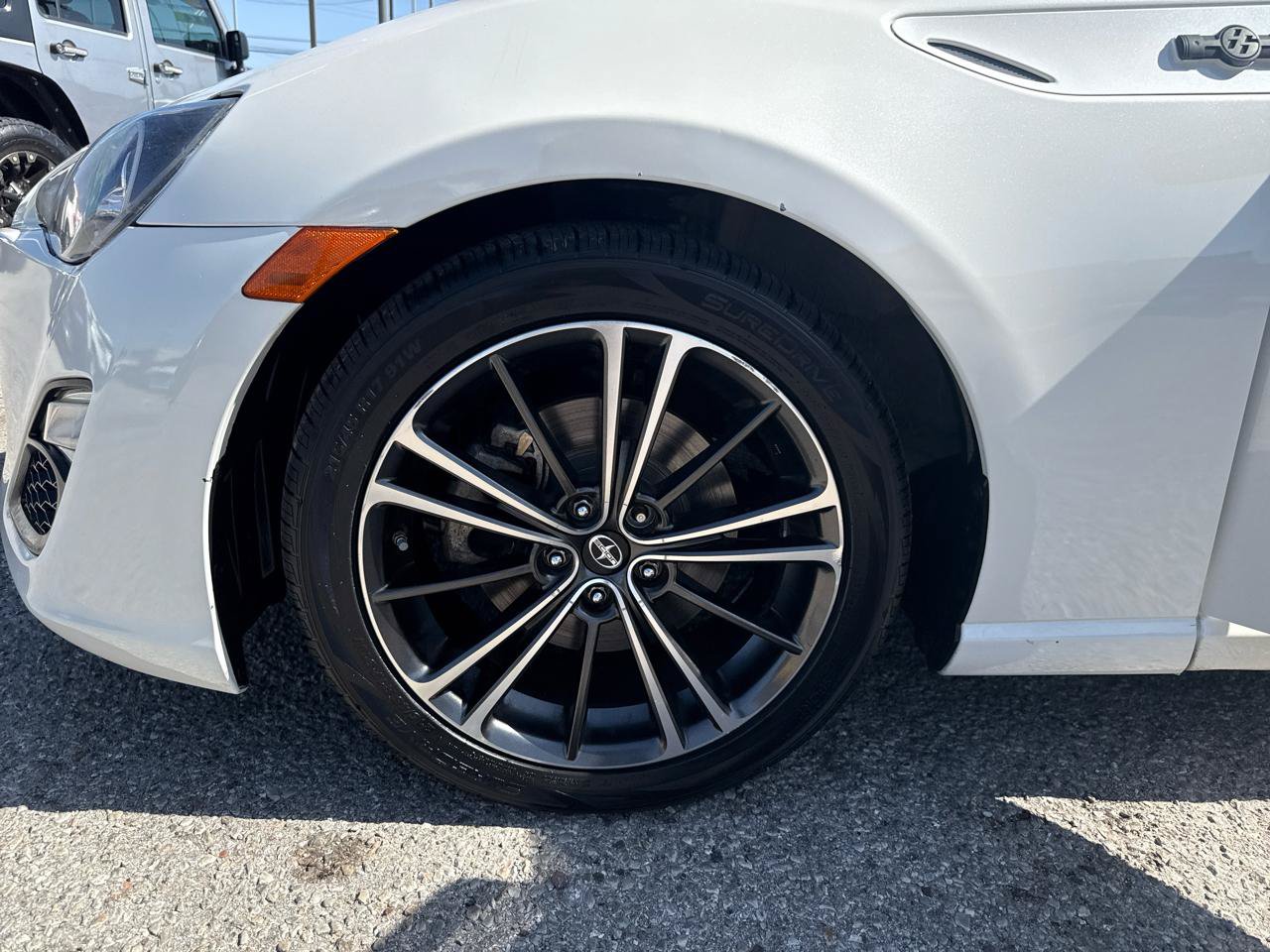 Used 2015 Scion FR-S RWD image 21