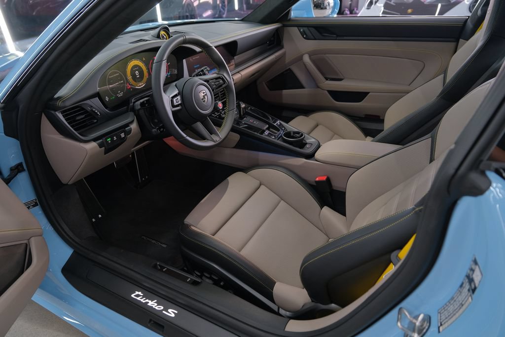 Used 2026 Porsche 911 Turbo S AWD/4WD image 28