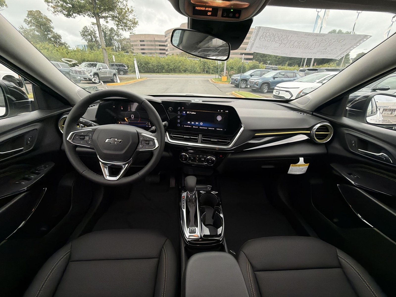 New 2026 Chevrolet Trax ACTIV w/ Sunroof Package FWD image 23