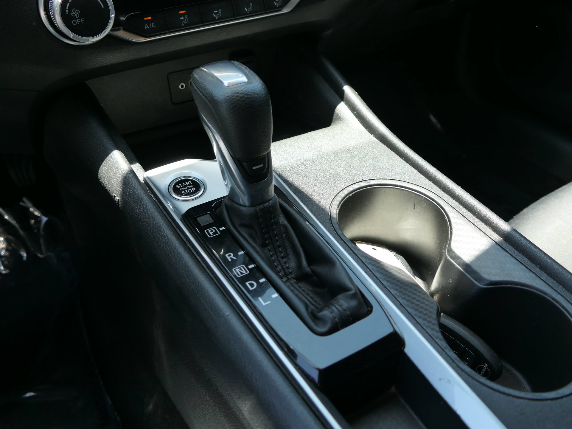 Used 2024 Nissan Altima 2.5 S FWD image 21