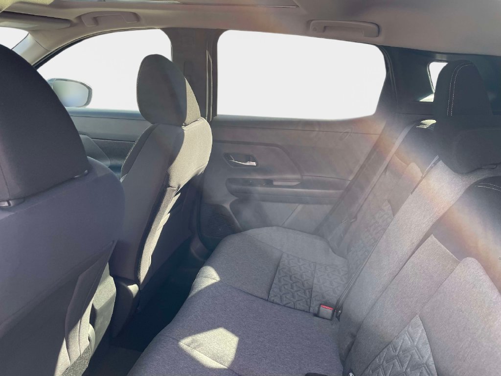 New 2027 Nissan Kicks SV AWD/4WD image 16