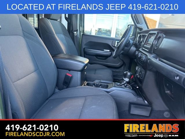 Used 2023 Jeep Gladiator Willys image 13