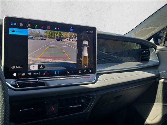 New 2026 Volkswagen Tiguan SE R-Line image 14