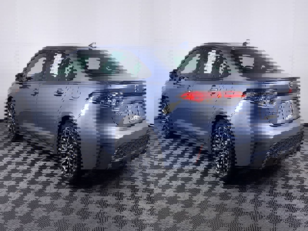 Used 2021 Toyota Corolla SE image 15