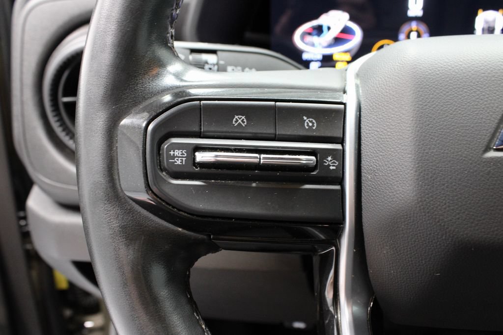 Used 2025 Chevrolet Colorado Trail Boss AWD/4WD image 29