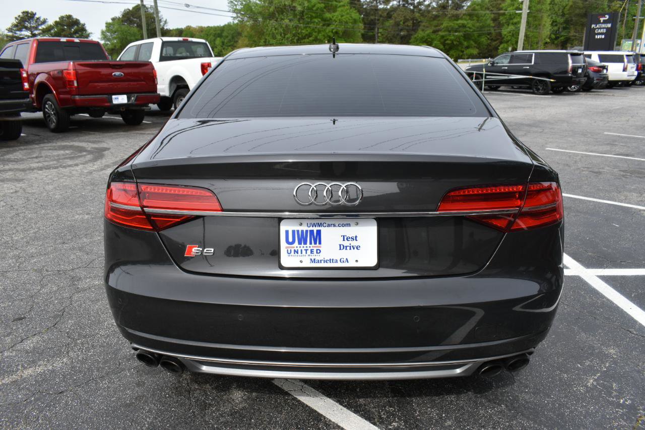 Used 2015 Audi S8 image 7