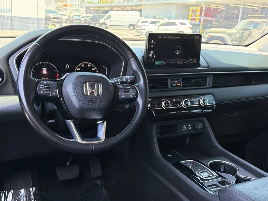 Used 2023 Honda Pilot Touring image 35
