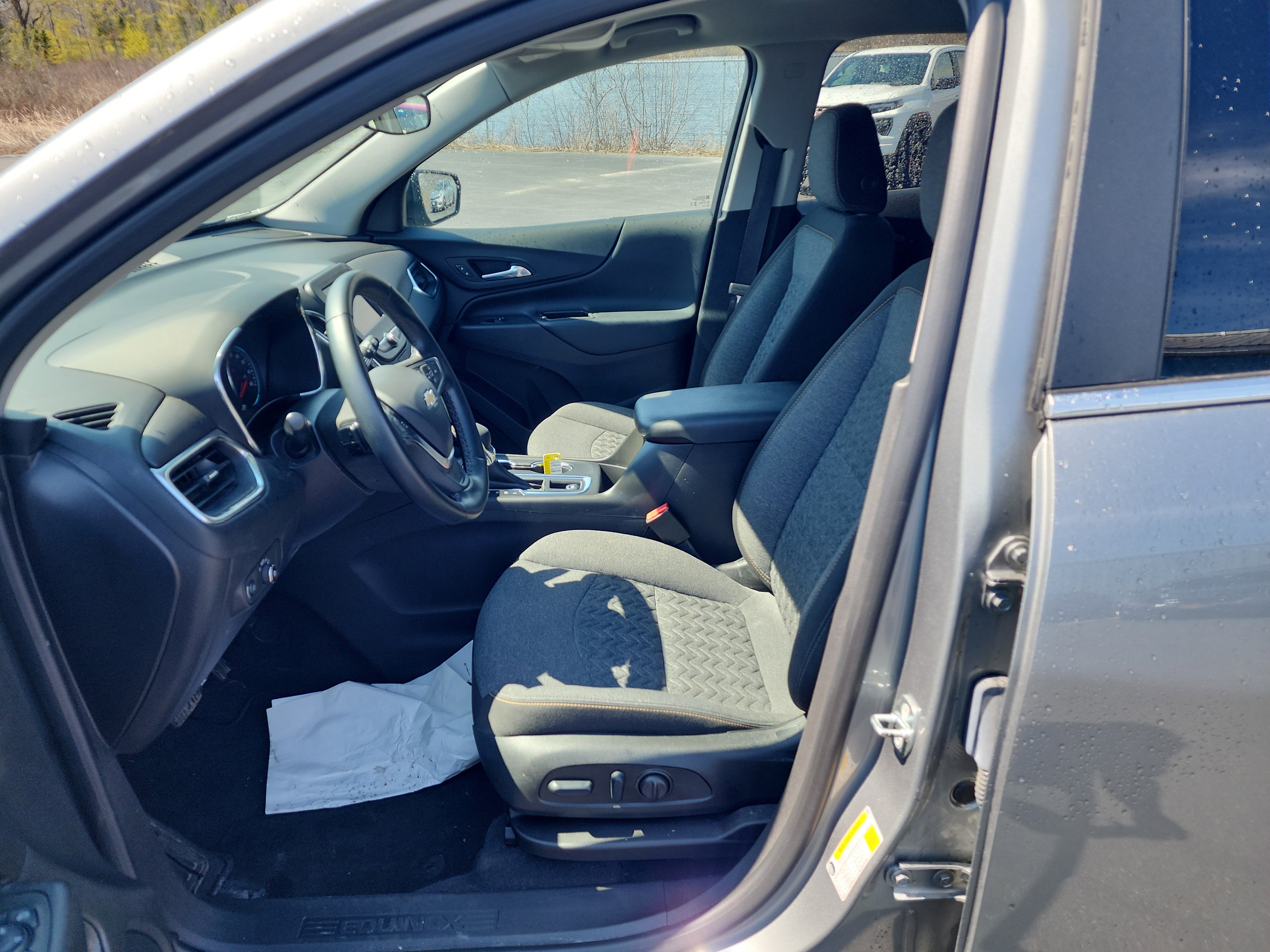 Certified 2023 Chevrolet Equinox LT AWD/4WD image 11