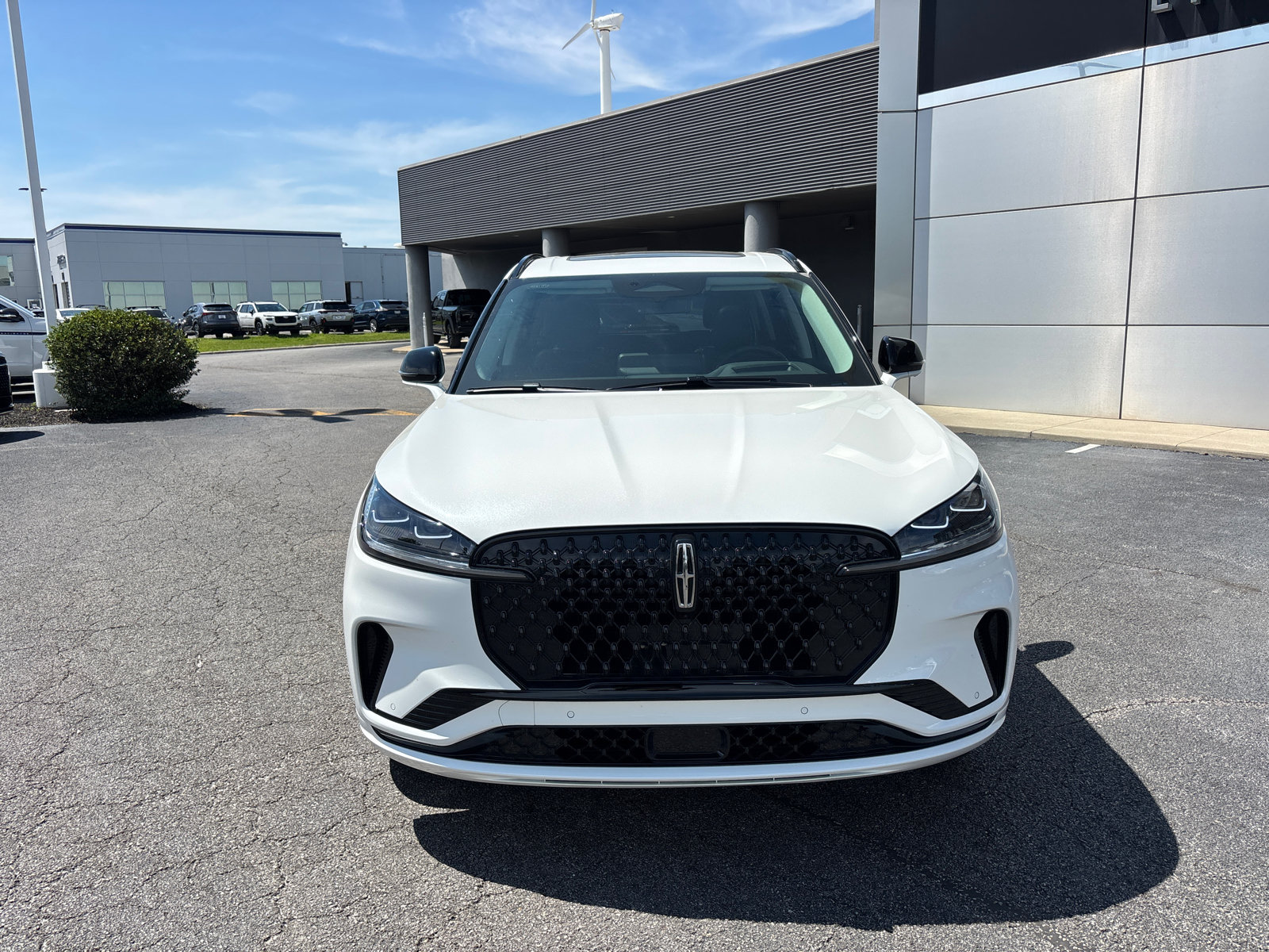 New 2026 Lincoln Aviator Reserve AWD/4WD image 2