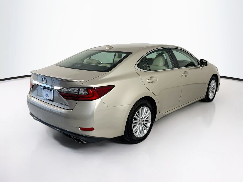 Used 2017 Lexus ES 350 w/ Accessory Package 2 FWD image 5
