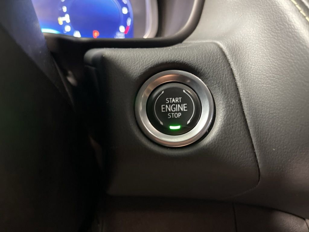 Used 2024 Chevrolet Suburban Premier image 42