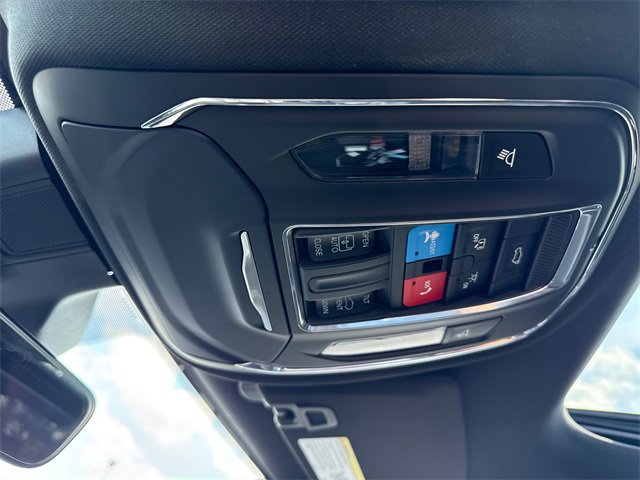 New 2025 Jeep Grand Cherokee L Altitude image 28