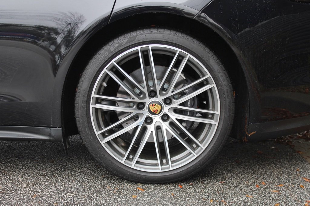 Used 2023 Porsche Panamera 4 image 14