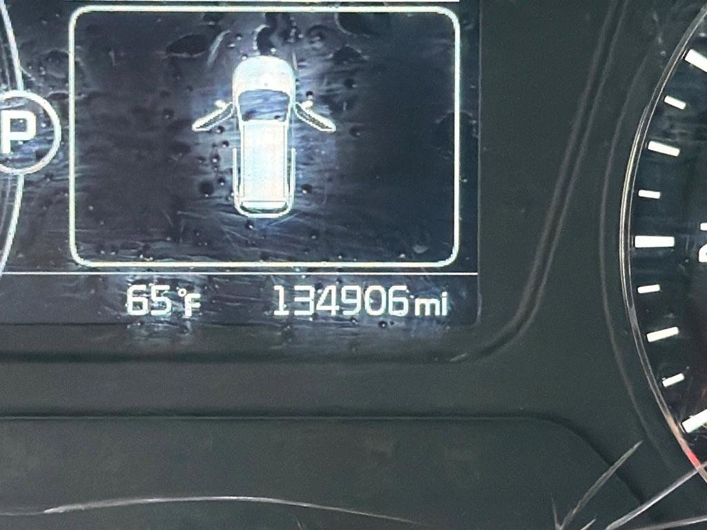 Used 2017 Kia Sorento LX w/ LX Convenience Package image 18