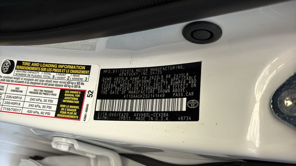 Used 2025 Toyota Camry SE FWD image 33