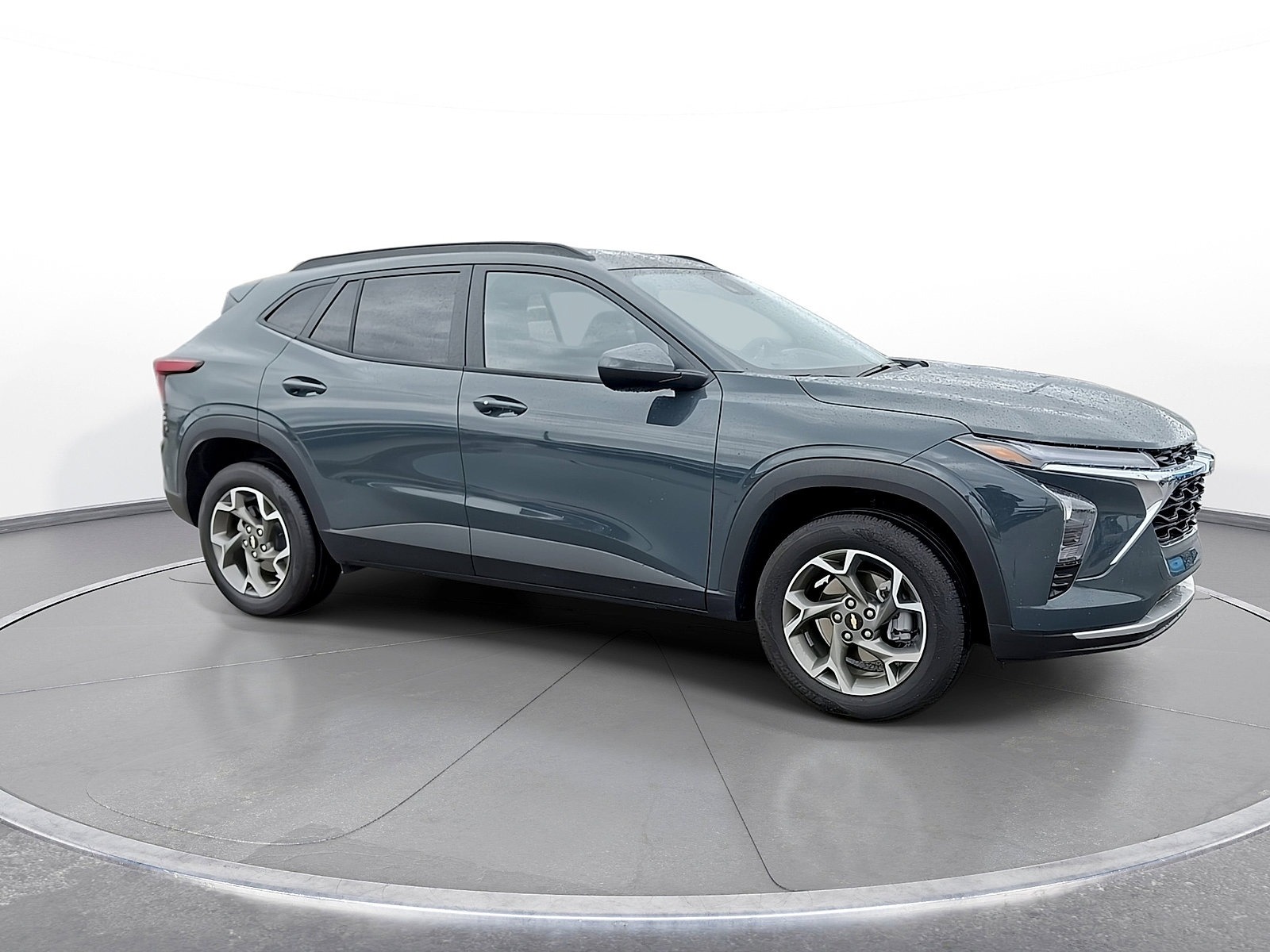 Used 2026 Chevrolet Trax LT w/ Driver Confidence Package FWD image 9