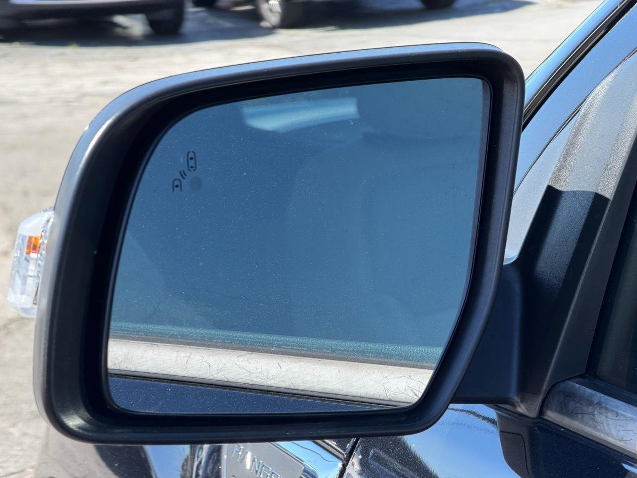 Used 2019 Ford Ranger Lariat w/ Technology Package image 12