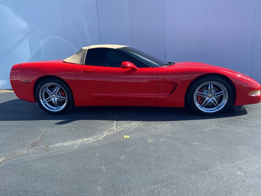 Used 2003 Chevrolet Corvette Convertible w/ Preferred Equipment Group1 image 12
