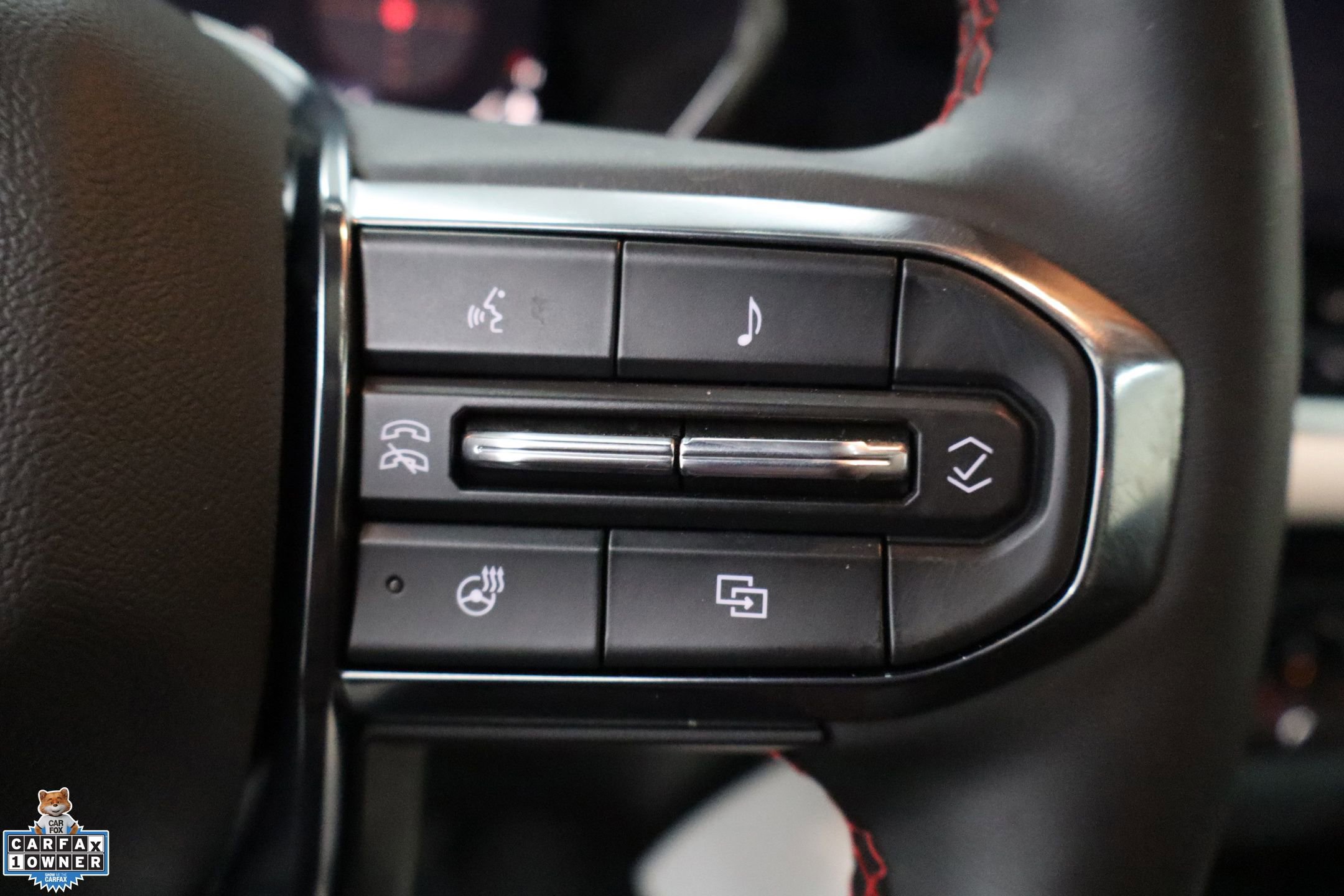 Used 2024 GMC Canyon AT4X image 17