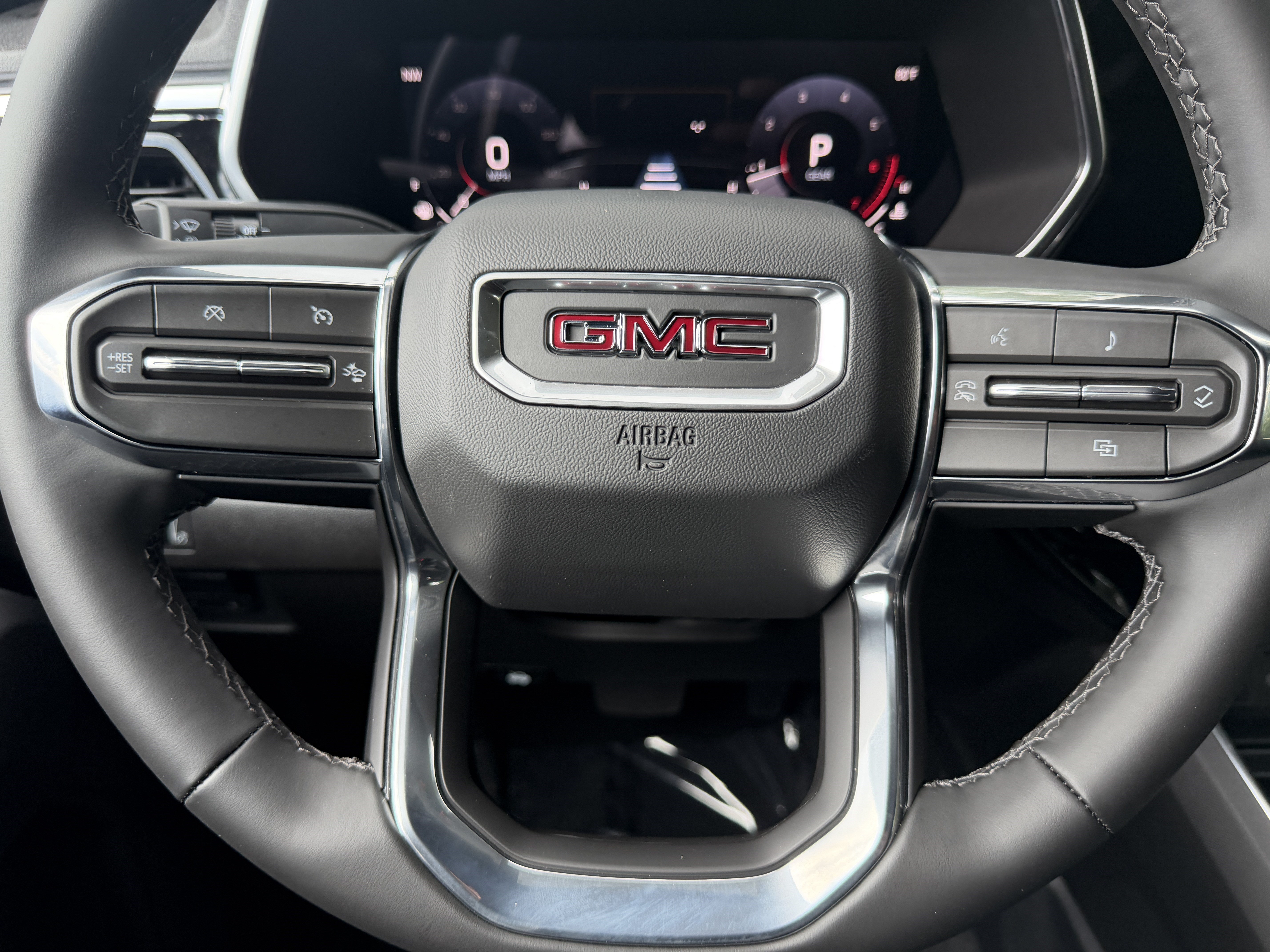 New 2026 GMC Canyon Elevation w/ Convenience Package RWD image 32
