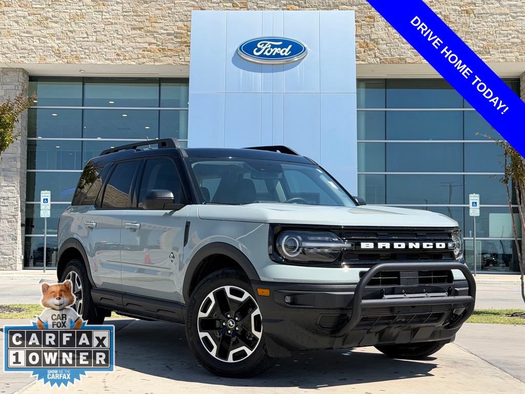 Used 2023 Ford Bronco Sport Outer Banks w/ Tech Package AWD/4WD image 1