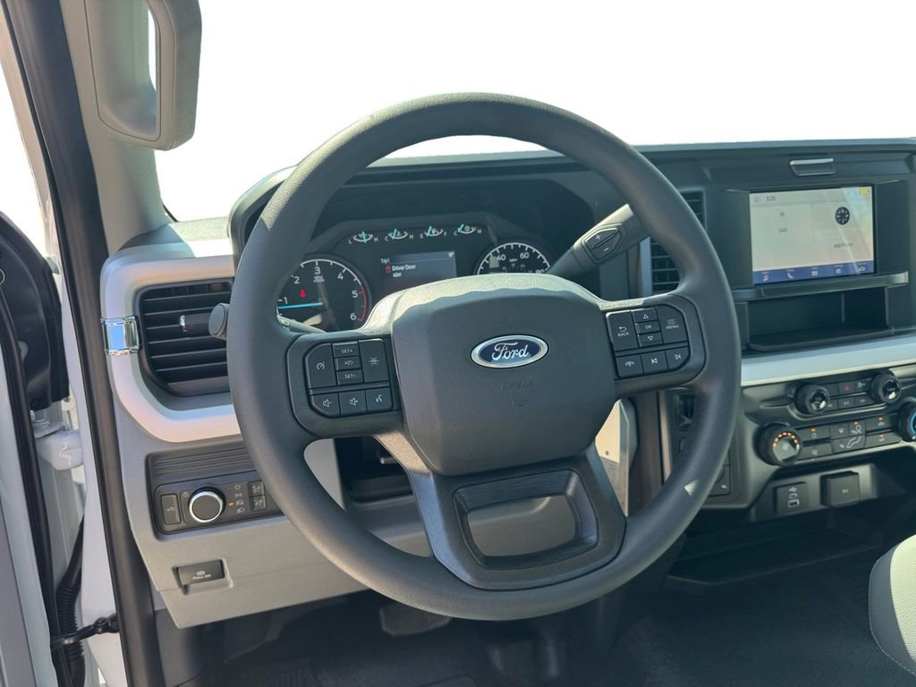 New 2026 Ford F550 4x4 Regular Cab Super Duty image 14