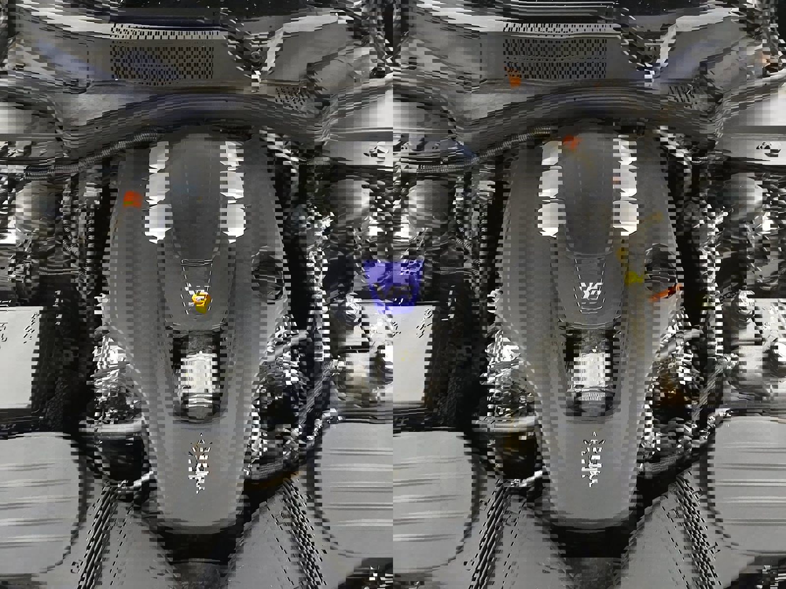 Used 2022 Maserati Quattroporte Modena Q4 AWD/4WD image 15