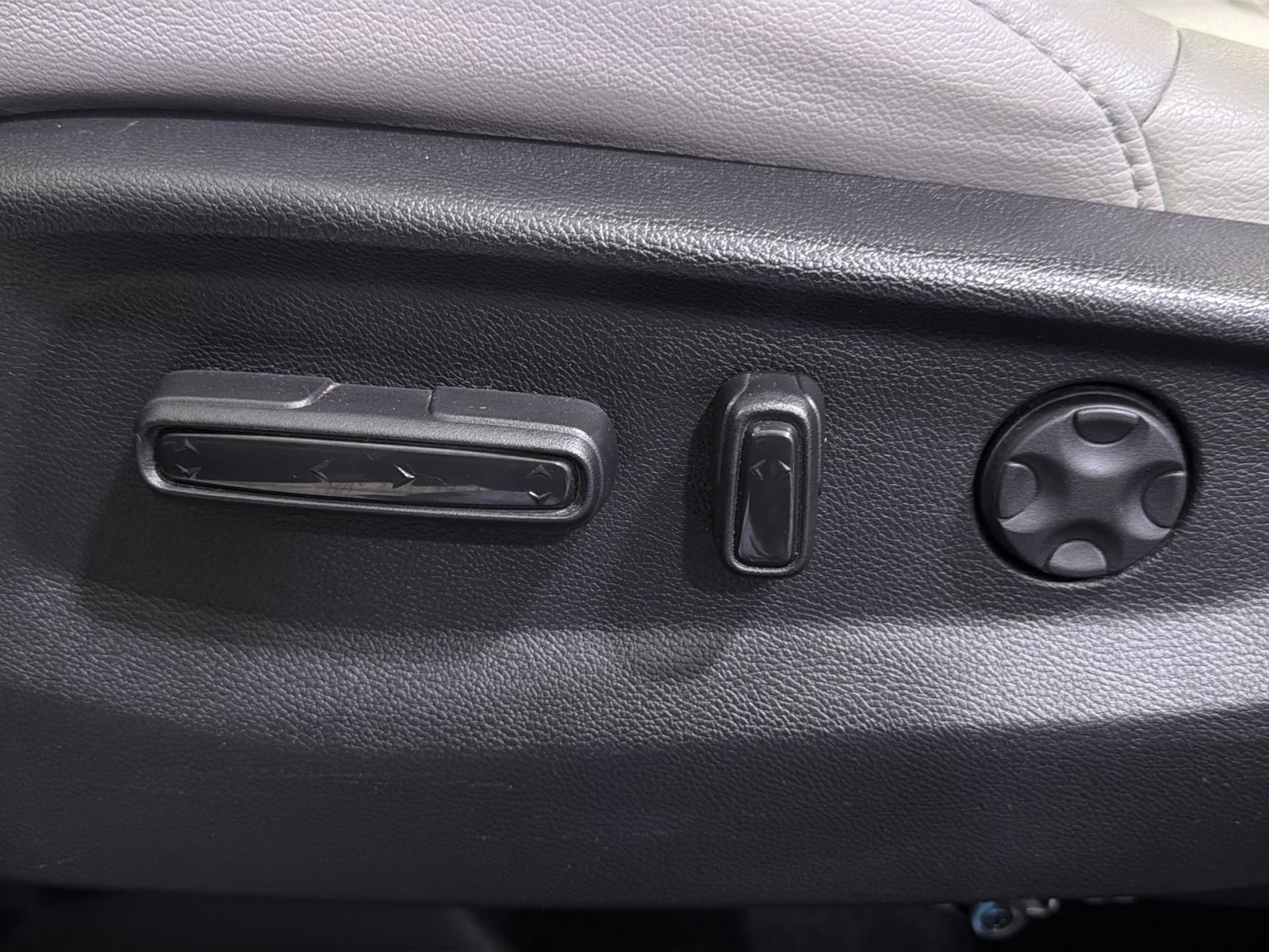 Used 2022 Honda CR-V Touring image 26